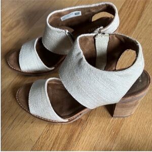 Toms Cream Linen Block Heel Sandals - Women